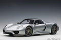 AUTOart Porsche 918 Spyder Weissach Package, GT Silver Metallic 1:12 (Default Title (2592))