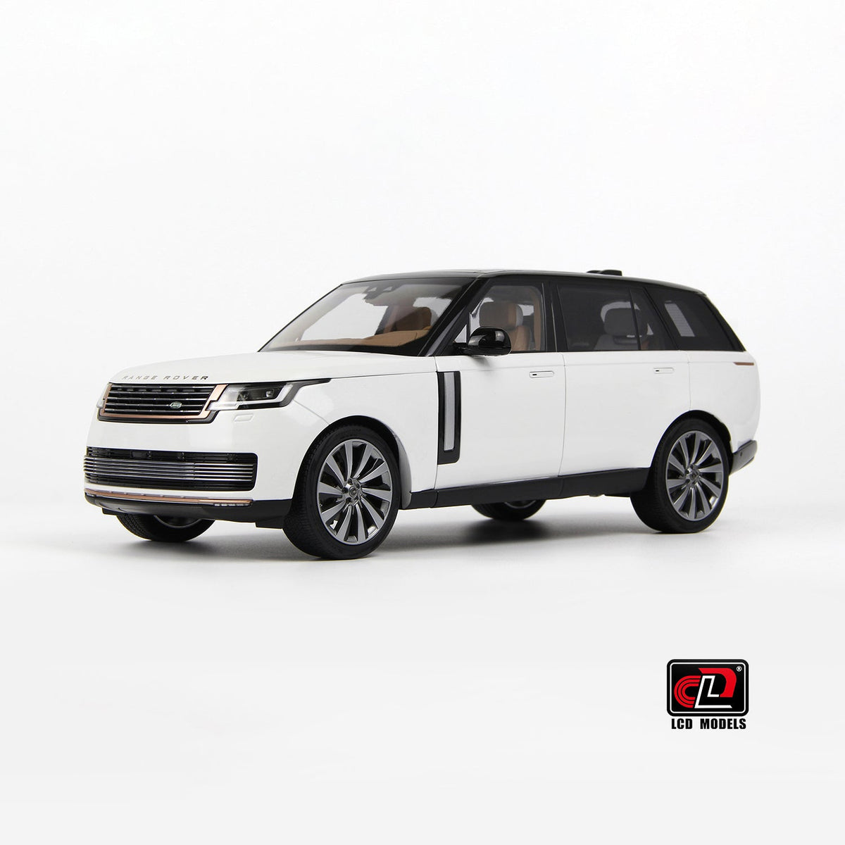 LCD 2022 Land Rover Range Rover SV Serenity White w/ Black Roof 1:18