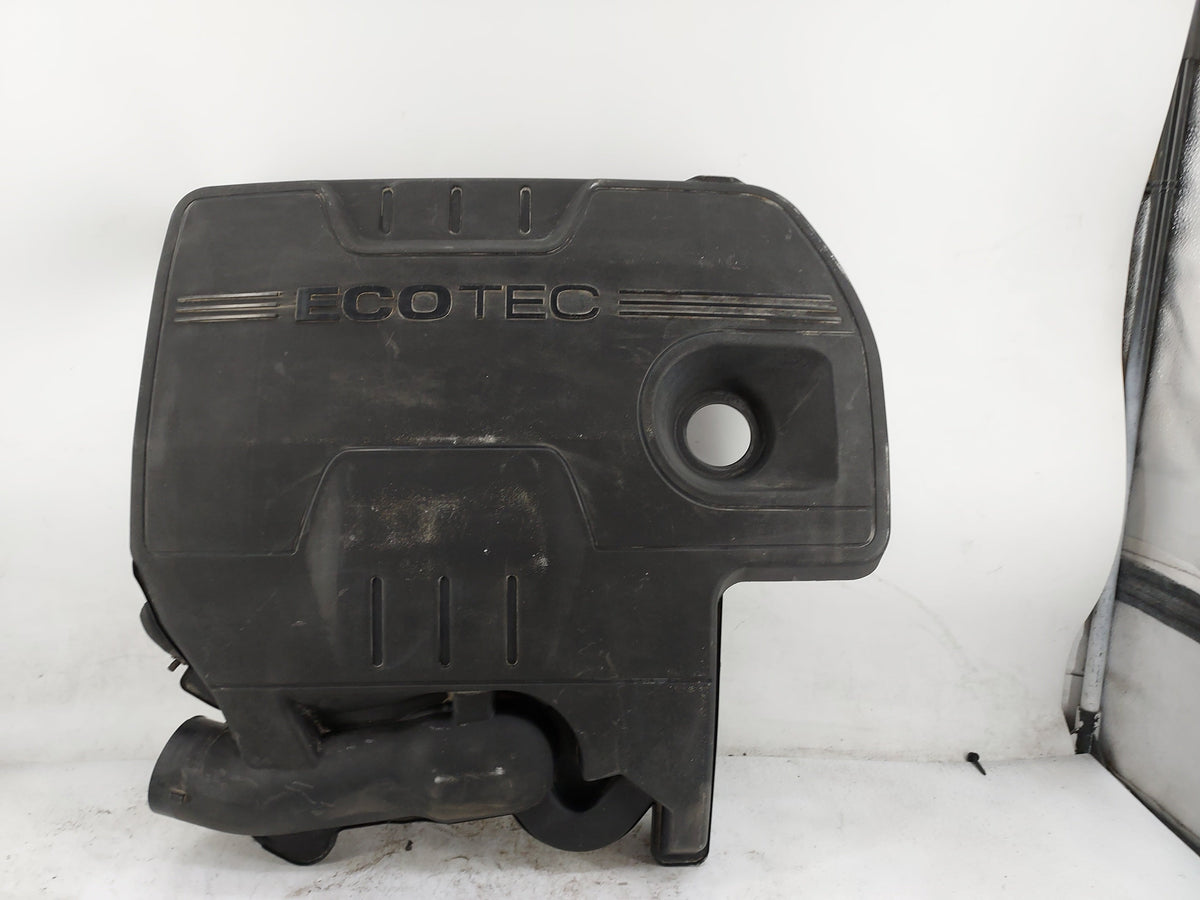 2010 Chevrolet Malibu Engine Cover 1496983