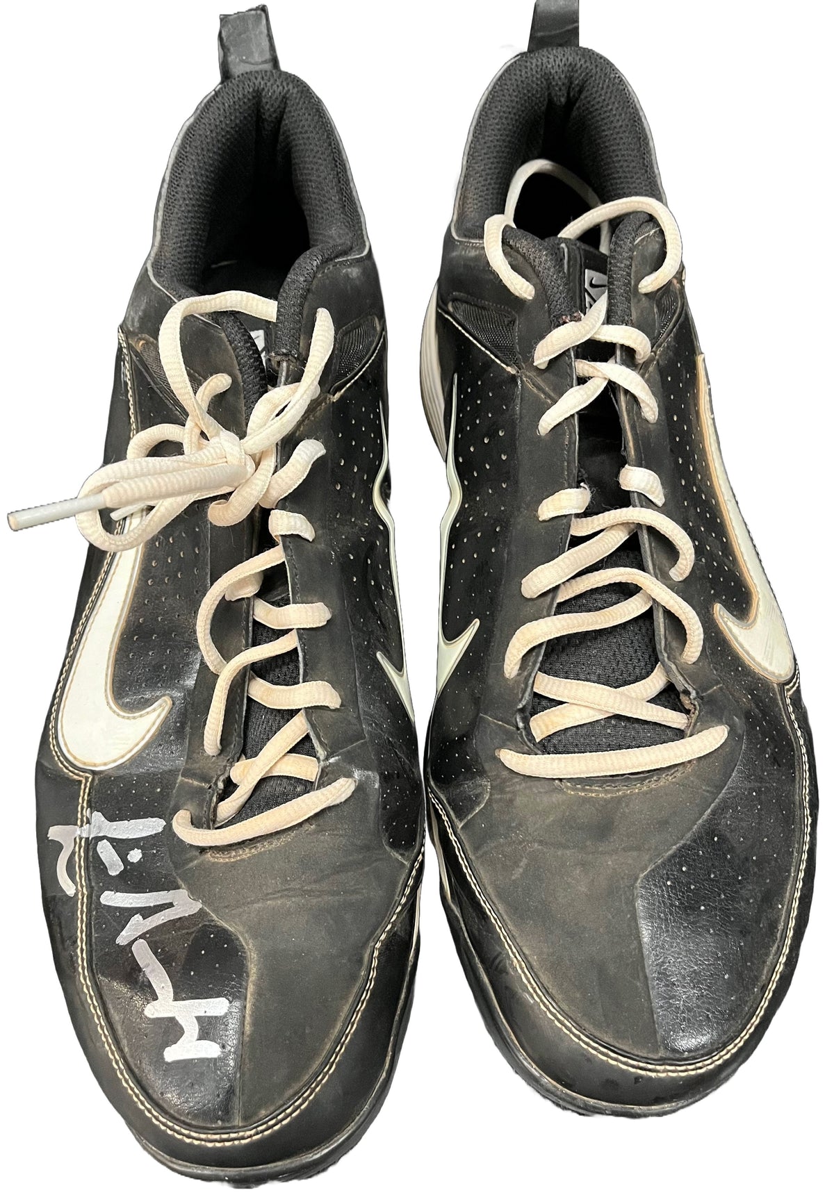 Luis Gonzalez Autographed Arizona Diamondbacks Cleats - Player's Closet Project