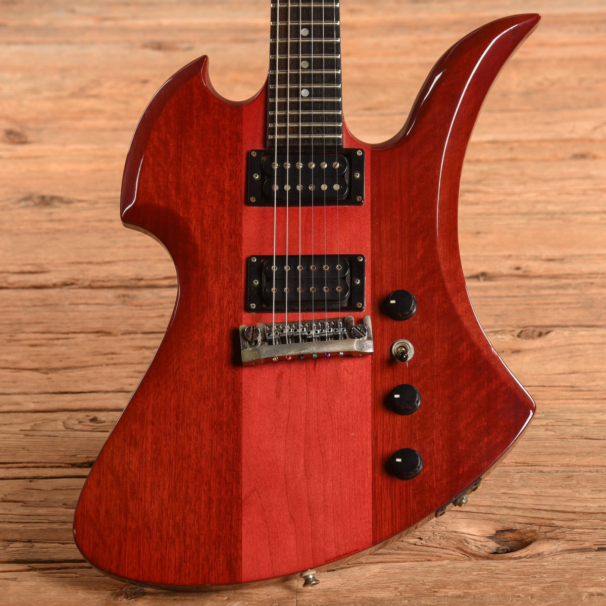 B.C. Rich Mockingbird Cherry 1980s