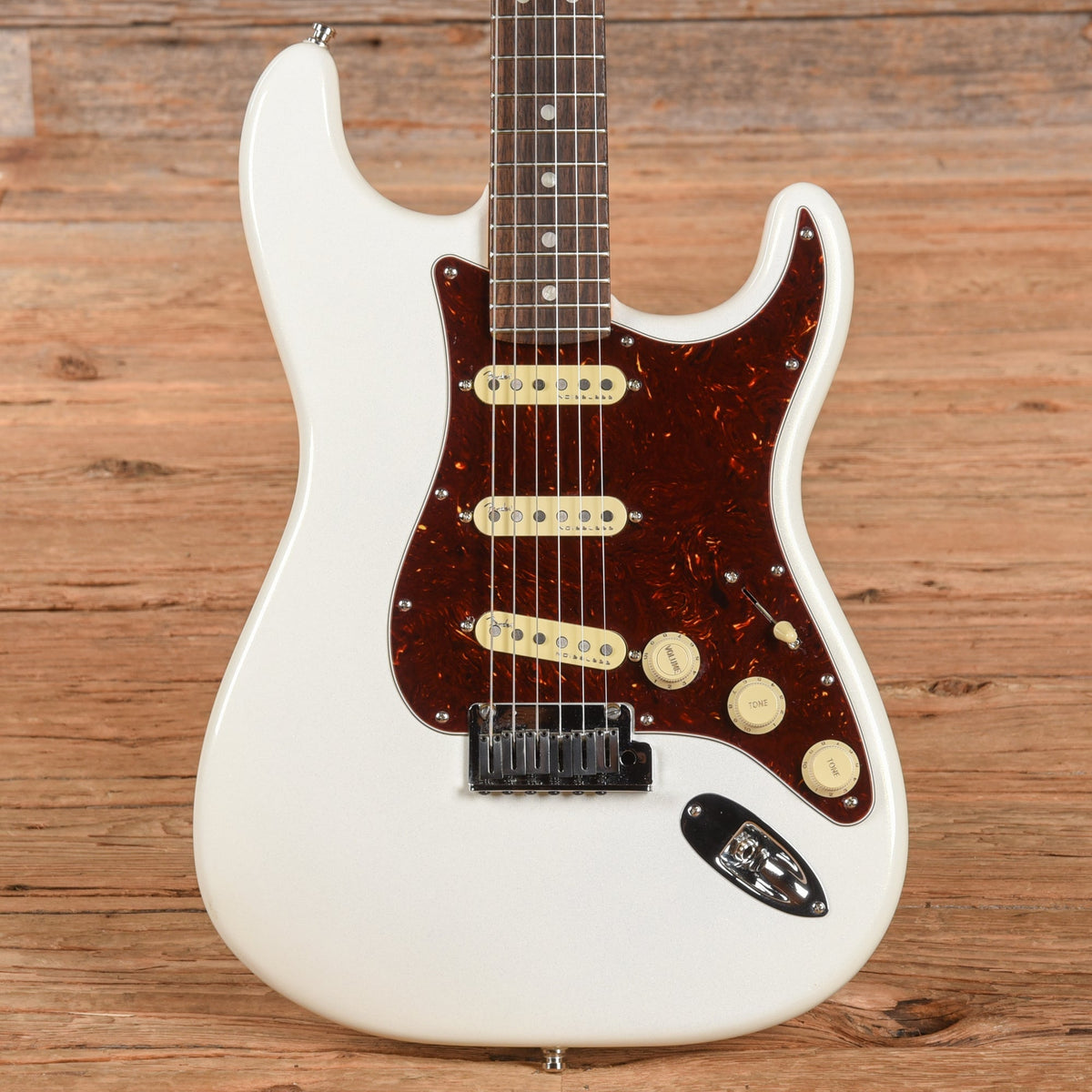 Fender American Ultra Stratocaster Arctic Pearl 2022
