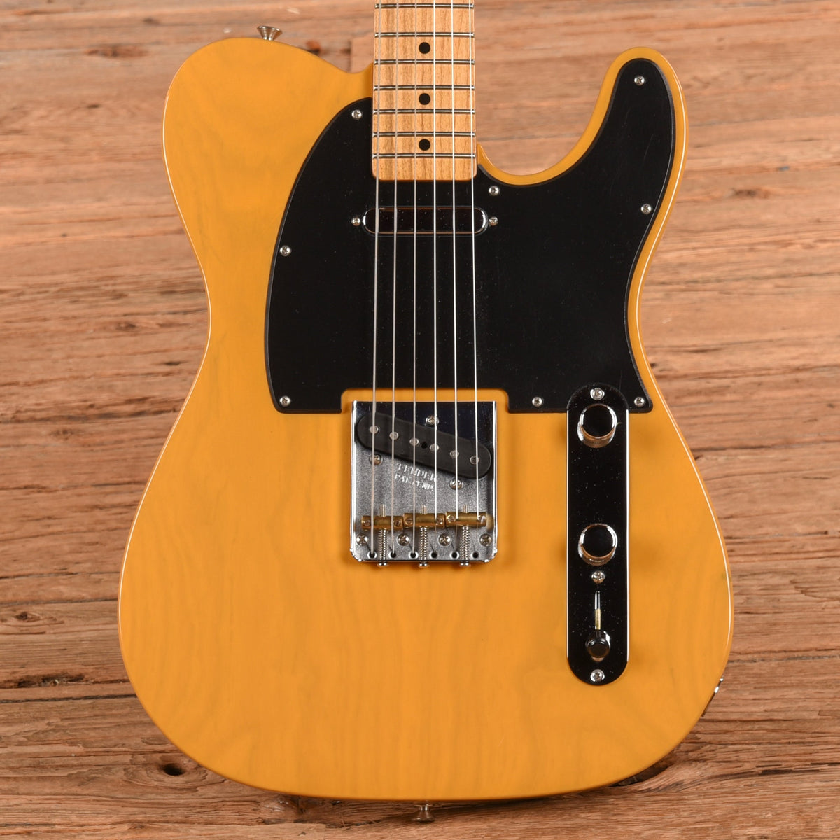 Fender Special Edition Deluxe Ash Telecaster Butterscotch Blonde 2017