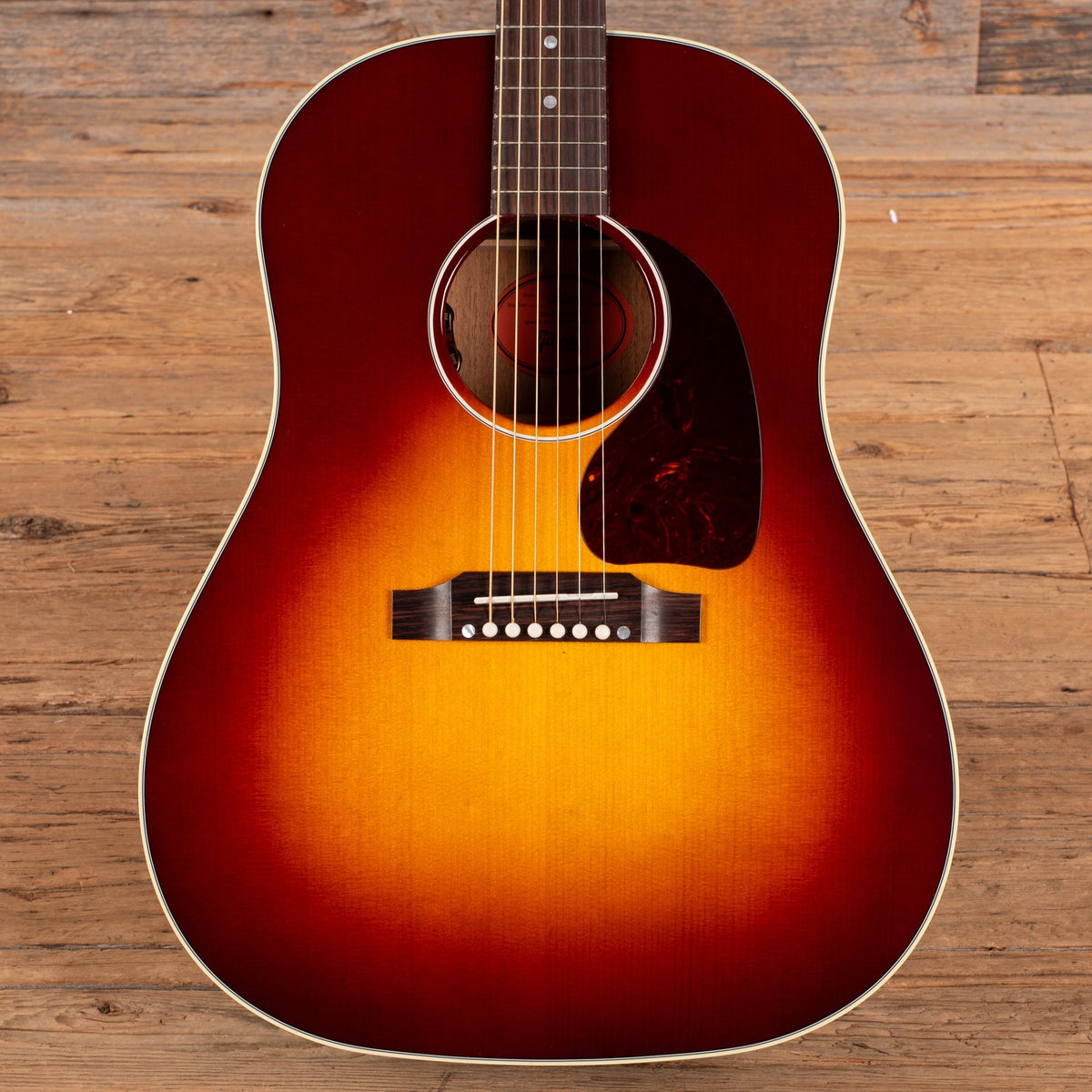 Gibson Custom J-45 Red Spruce Sunburst 2025
